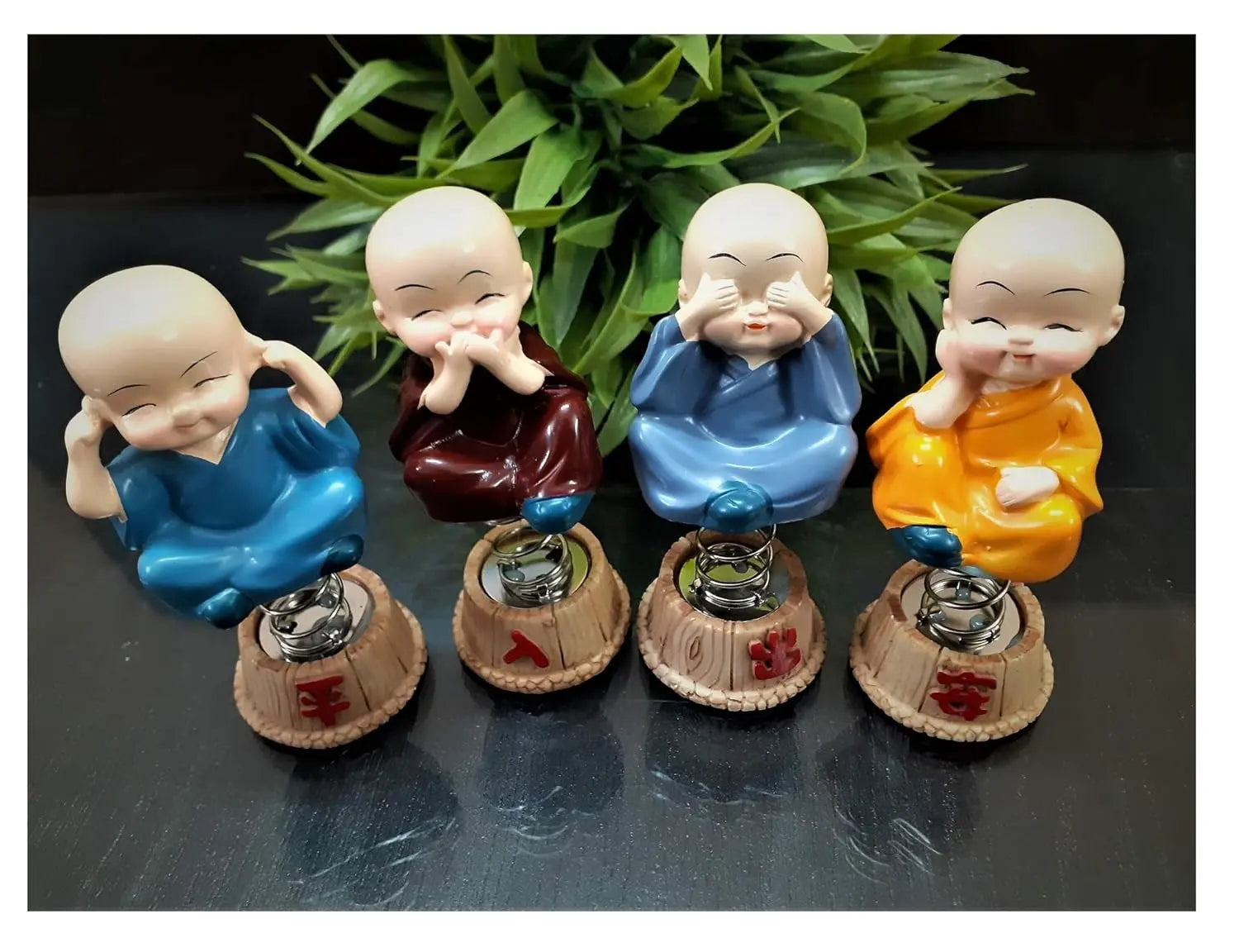 4 PCS SPRING BUDDHA MONK TrendyHub